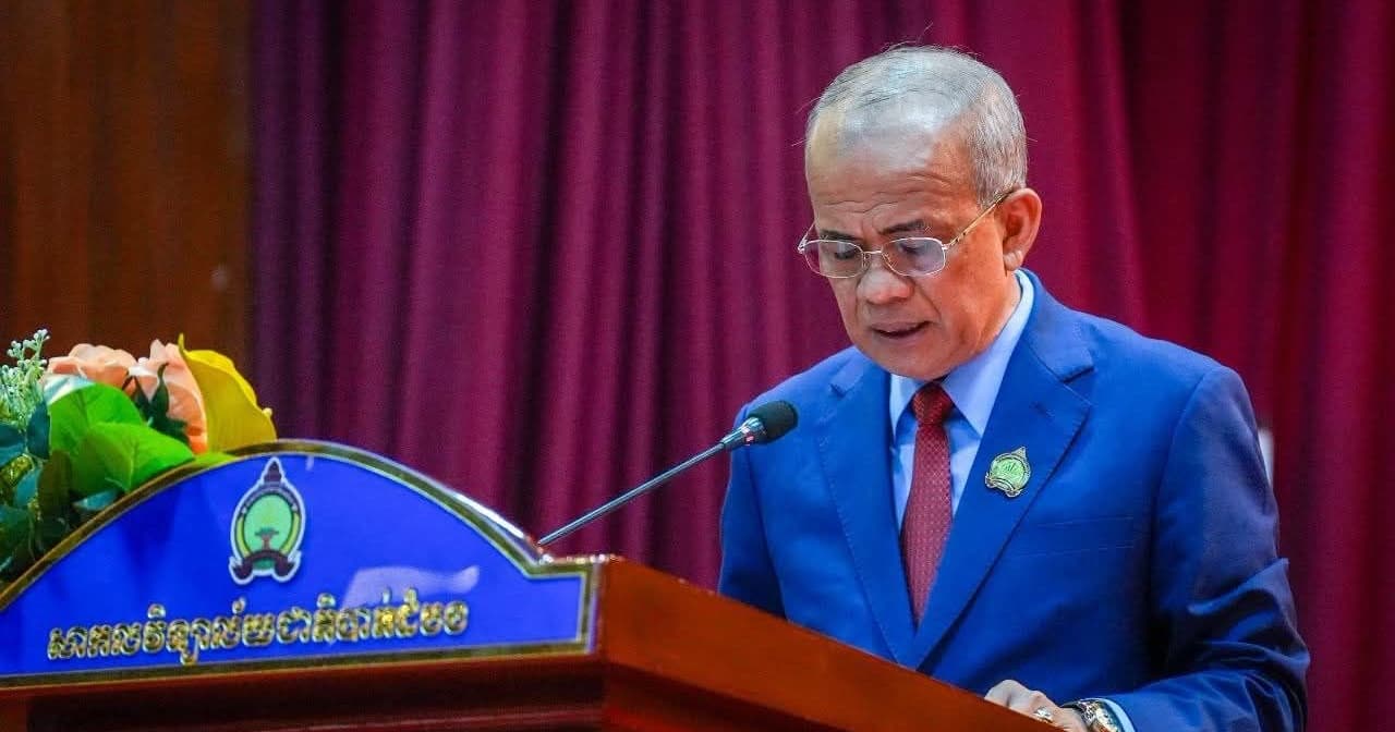 សាកលវិទ្យាធិការនៃសាកលវិទ្យាល័យជាតិបាត់ដំបង ៖ ទិវាបង្ហាញបច្ចេកវិទ្យាកសិកម្ម គឺជាស្ពានចម្លង ក្នុងការជំរុញការអប់រំ នវានុវត្តន៍ និងការផ្ទេរចំណេះដឹងបច្ចេកវិទ្យាទំនើបៗជូនដល់កសិករ និងយុវជនកម្ពុជា