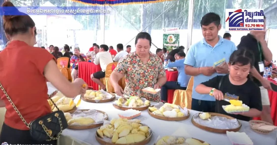 ម្ចាស់ចំការទុរេនសំឡូត សន្យានាំយកផលទុរេនរាប់សិបតោន វាយលុកព្រឹត្តិការណ៍ផ្លែឈើបាត់ដំបង ២០២៦