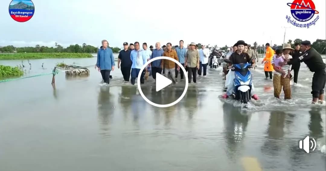 អភិបាលខេត្តកណ្តាល ចុះពិនិត្យស្ថានភាពជំនន់ទឹកភ្លៀង និងជំរុញការរំដោះទឹក នៅស្រុកពញាឮ